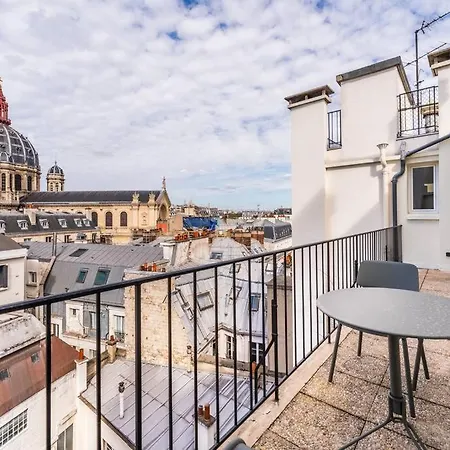 Haussman Palace Lägenhet Paris